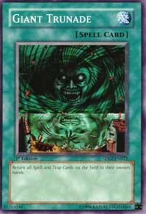 Giant Trunade (5DS2-EN023) - 5D's Starter Deck 2009 1st Edition